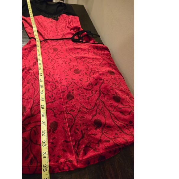 Hot Topic Gothic Once Upon A Time Regina Red Black Dress Short Small - Picture 11 of 12